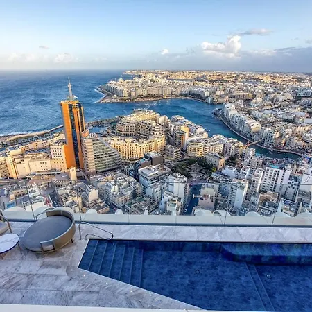 Apartment Stunning In The Iconic Mercury Tower Saint Julian's