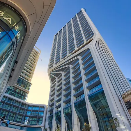 Stunning In The Iconic Mercury Tower Apartment *